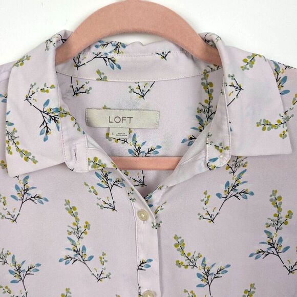 LOFT | Purple Botanical Long Sleeve Button Up Shirt Size Small - Picture 3 of 9